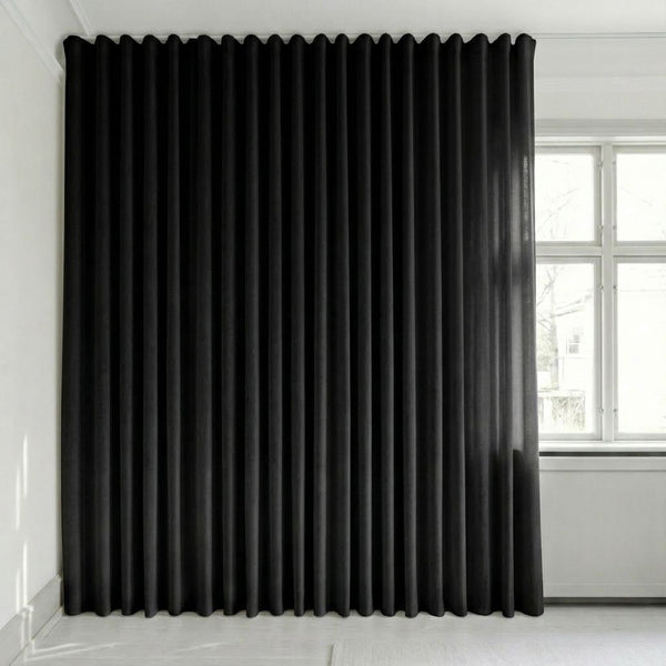 Veluuriverho mittojen mukaan – Bris - Jet Black - C2624